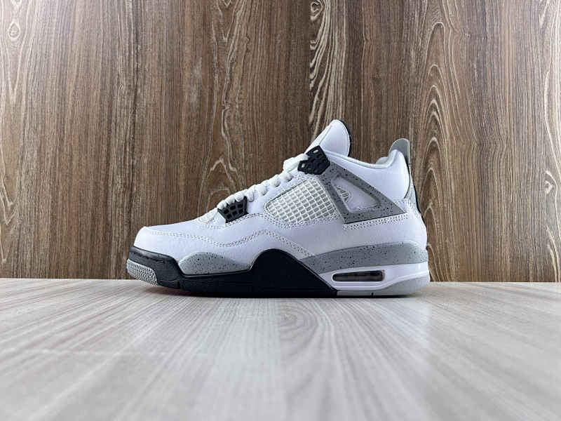 NIKE AIR JORDAN 4 (33)