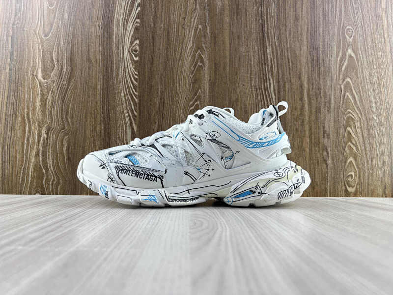BALENCIAGA SHOES (30)