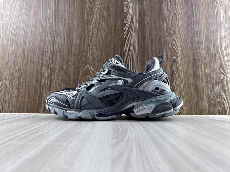BALENCIAGA SHOES (219)