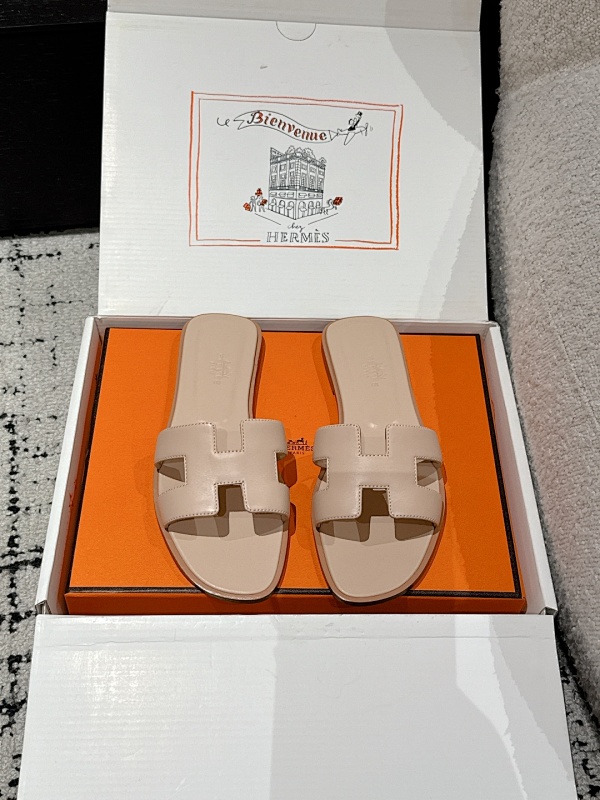 HERMES SHOES (485)
