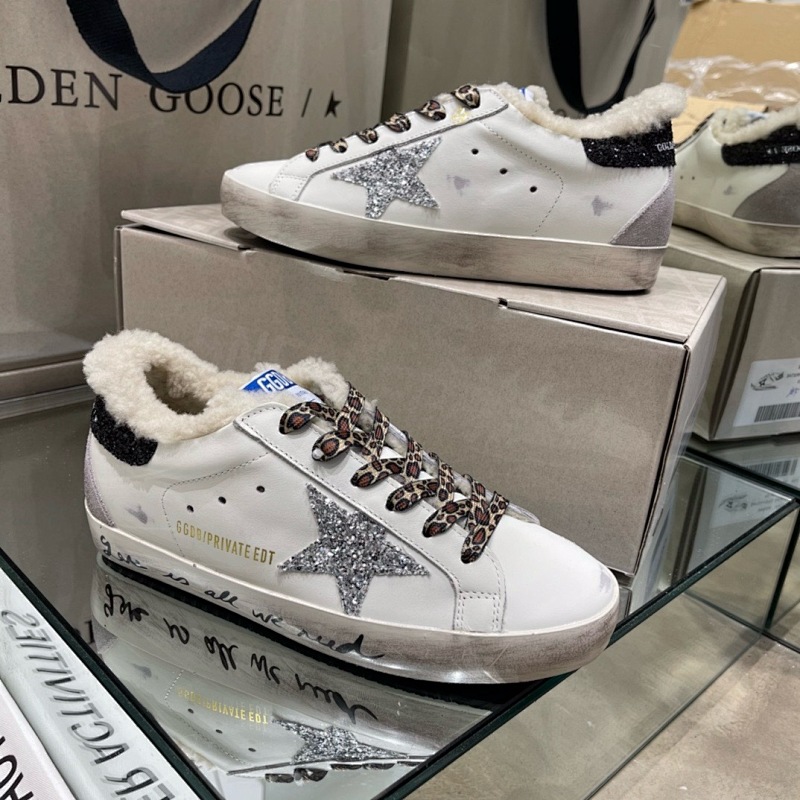 GOLDEN GOOSE SHOES (35)