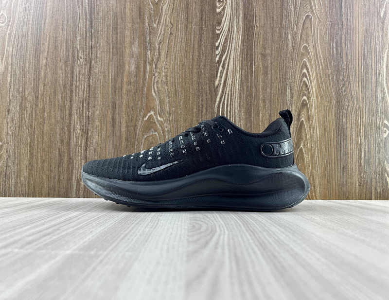 NIKE ZOOM X (10)