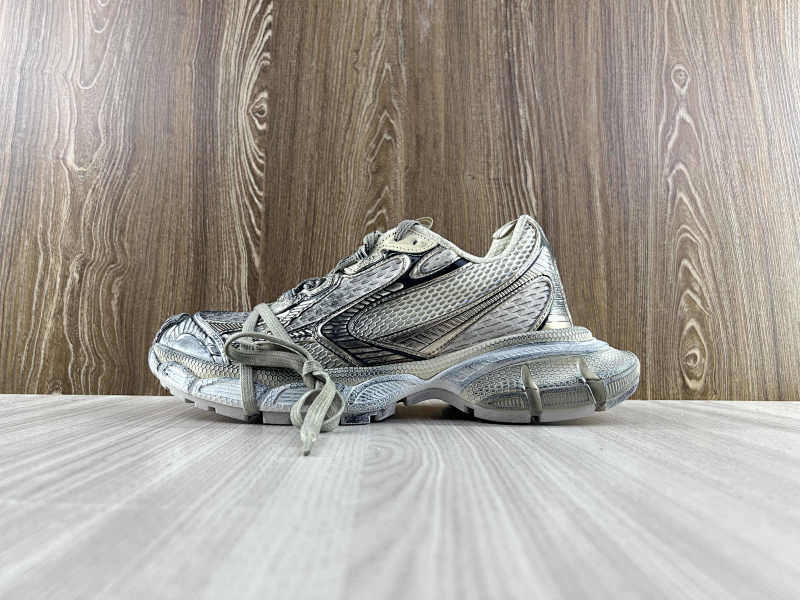 BALENCIAGA SHOES (99)