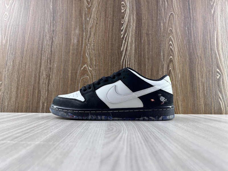 NIKE DUNK (340)