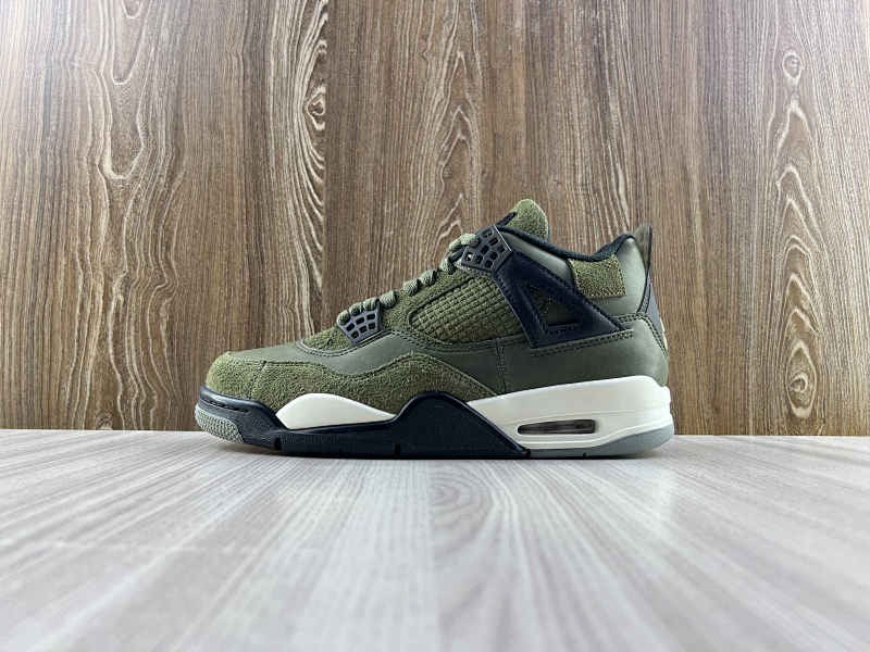 NIKE AIR JORDAN 4 (124)