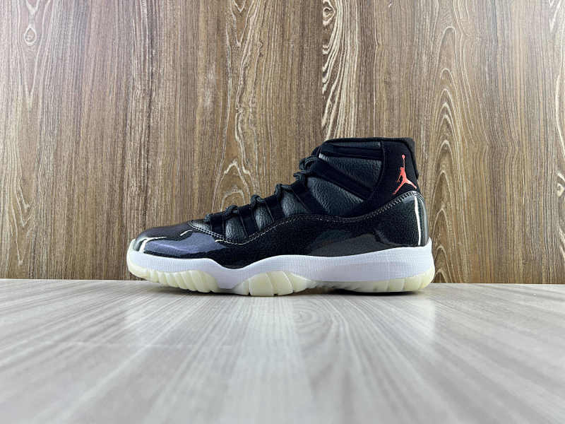 NIKE AIR JORDAN 11 (8)