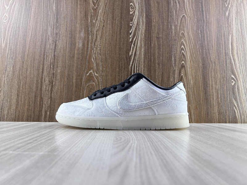 NIKE DUNK (338)