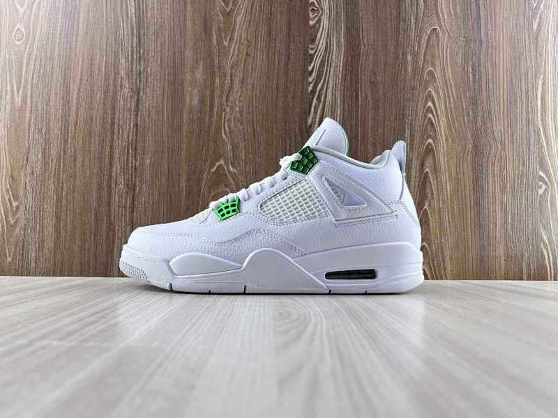 NIKE AIR JORDAN 4 (10)