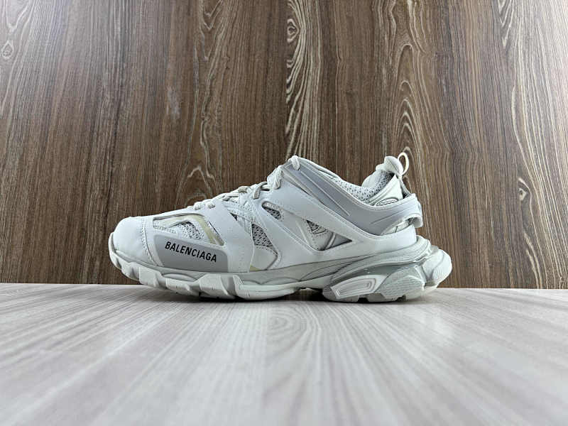 BALENCIAGA SHOES (292)