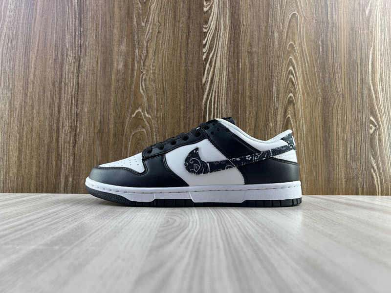 NIKE DUNK (219)