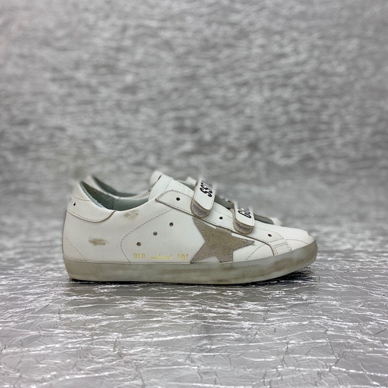 GOLDEN GOOSE SHOES (2102)