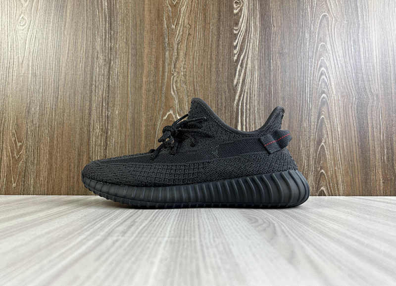 YEEZY 350