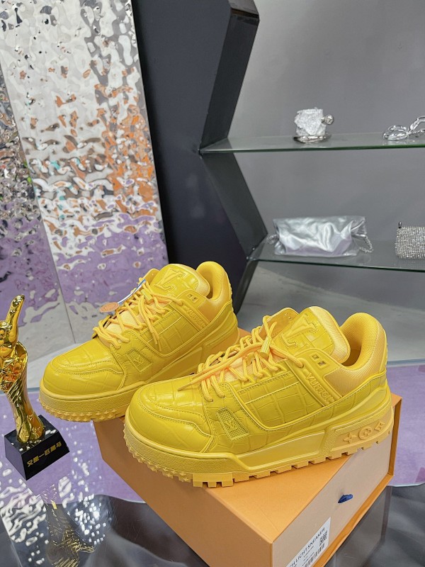 LOUIS VUITTON SHOES (8)