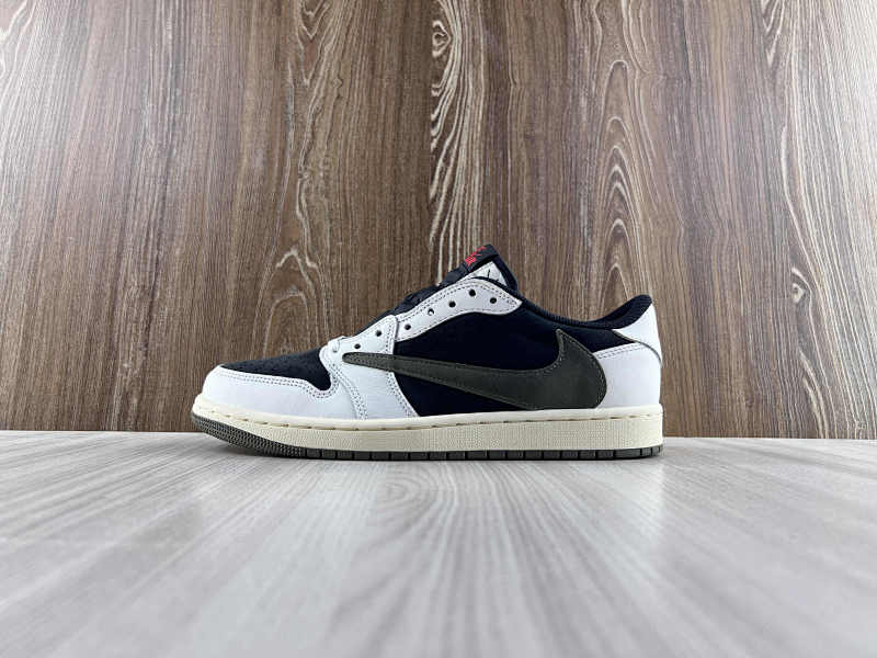 NIKE AIR JORDAN 1 LOW (3)
