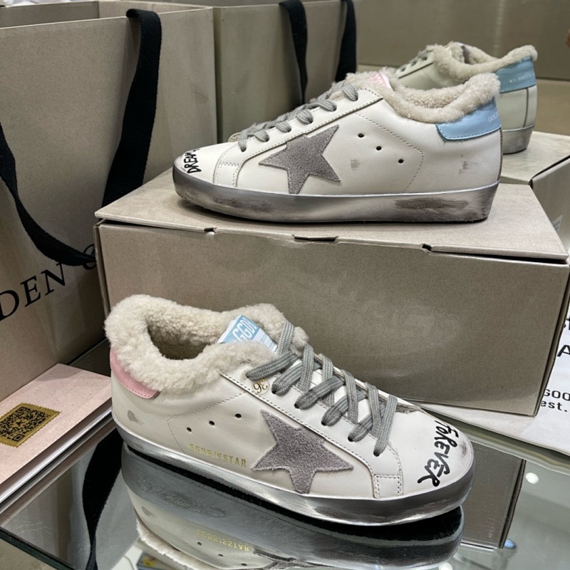 GOLDEN GOOSE SHOES (45)