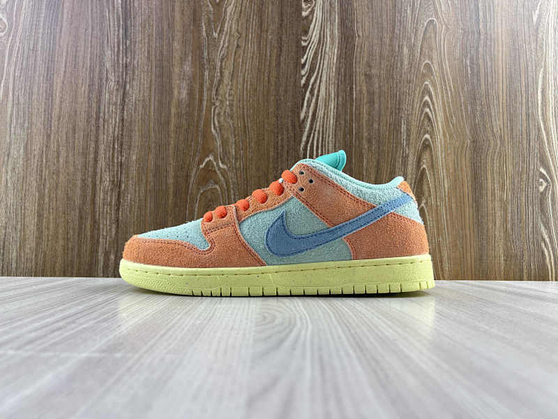 NIKE DUNK (268)