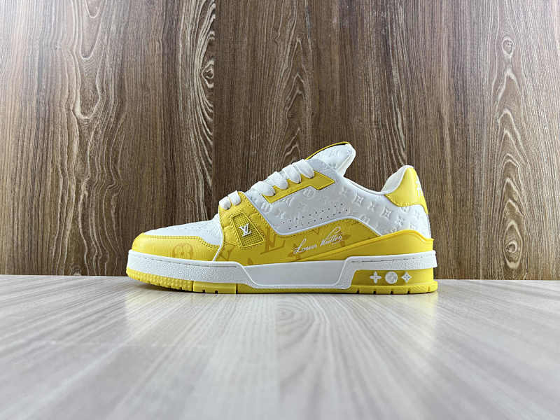 LOUIS VUITTON SHOES (18)