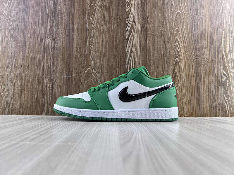NIKE AIR JORDAN 1 LOW (78)
