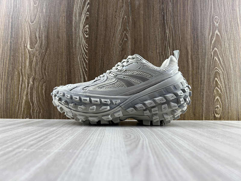 BALENCIAGA SHOES (27)