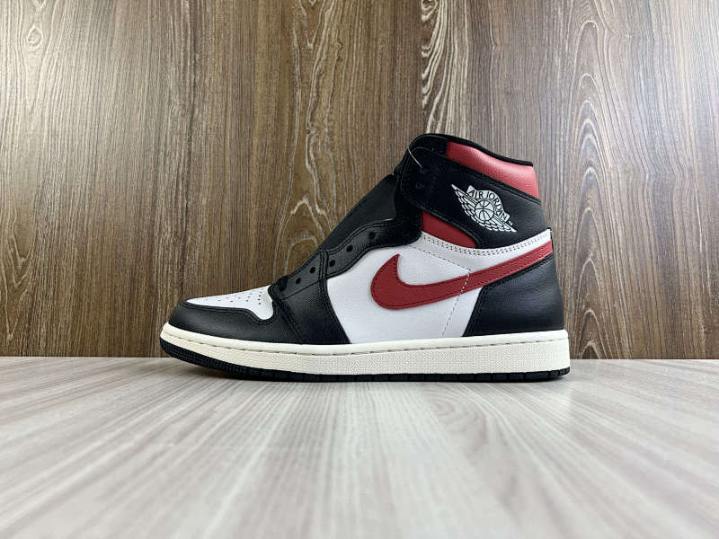 NIKE AIR JORDAN 1 HIGH (78)