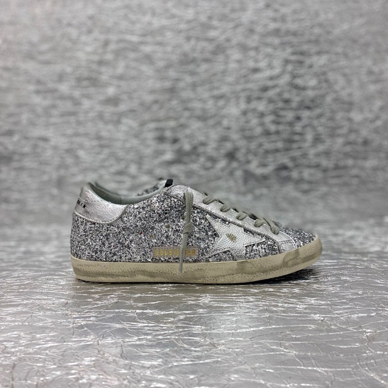 GOLDEN GOOSE SHOES (2066)