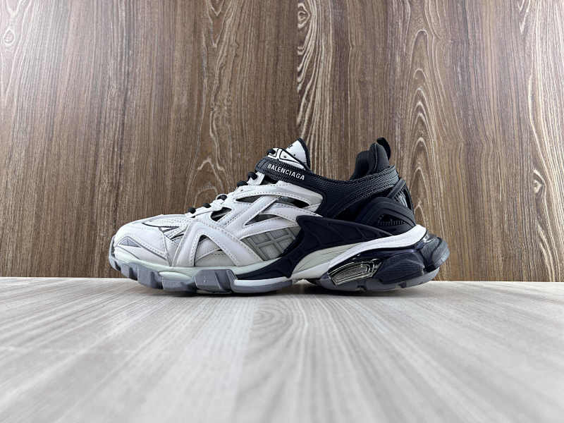 BALENCIAGA SHOES (218)