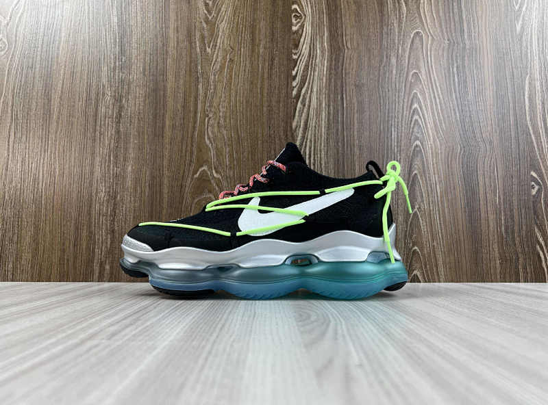 NIKE VAPORMAX (16)