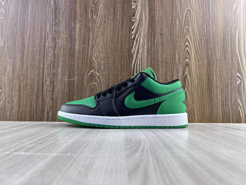 NIKE AIR JORDAN 1 LOW (48)