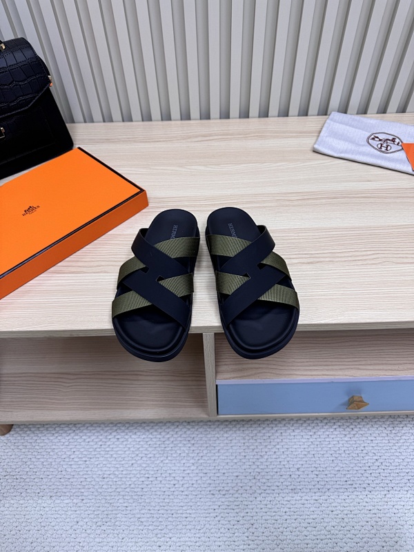 HERMES SHOES (420)