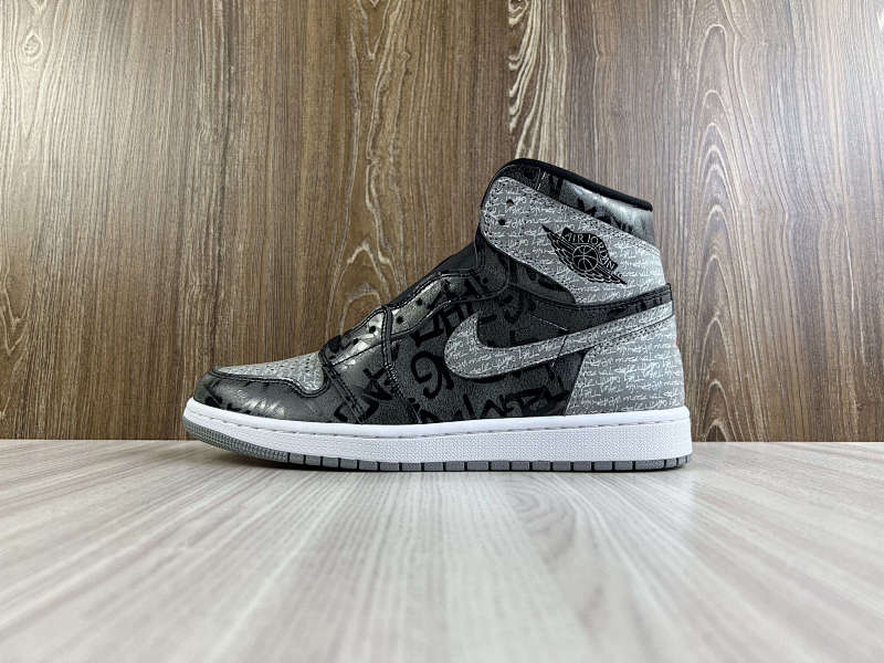 NIKE AIR JORDAN 1 HIGH (123)