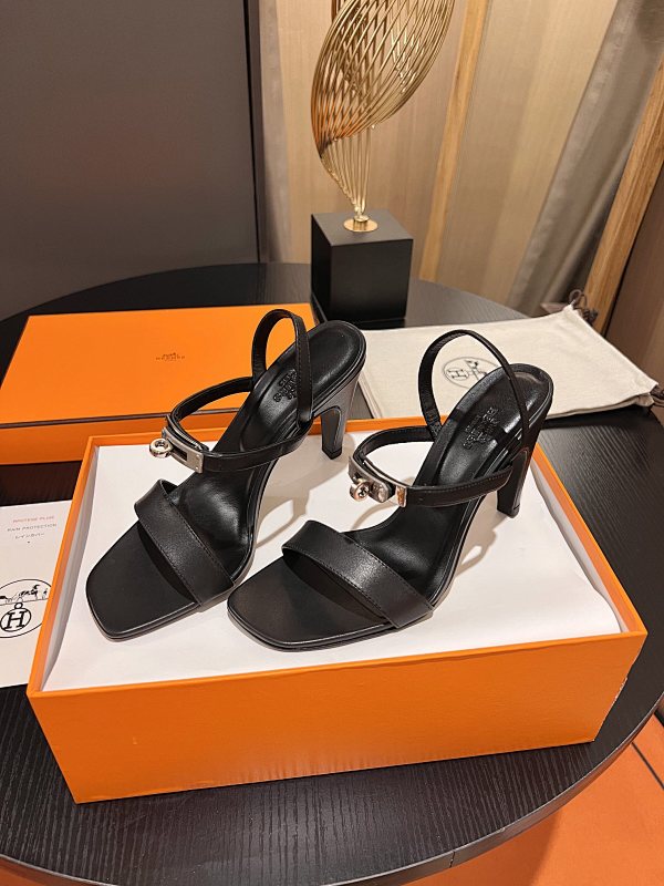 HERMES SHOES (261)