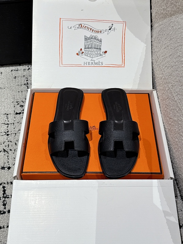 HERMES SHOES (462)