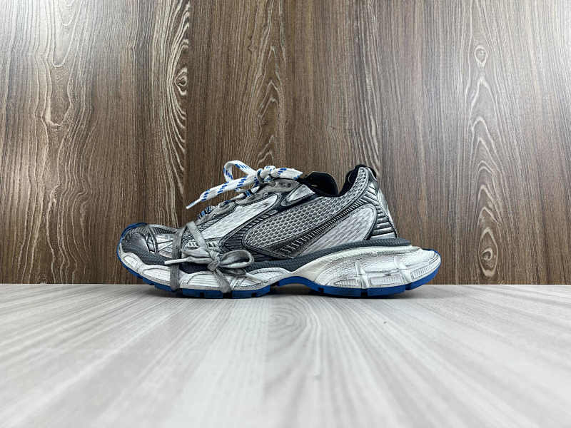 BALENCIAGA SHOES (318)