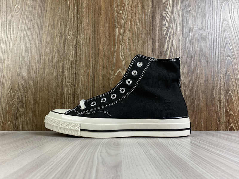 CONVERSE SHOES (4)