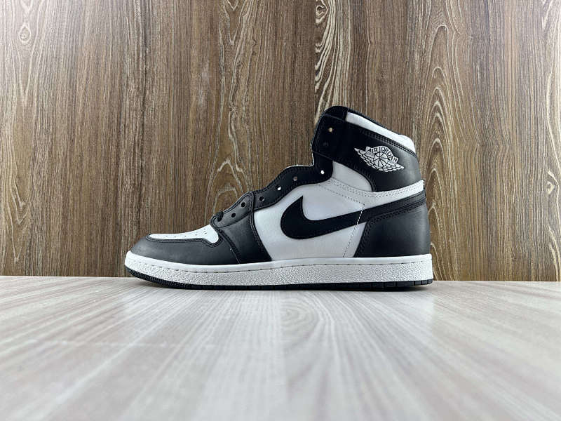 NIKE AIR JORDAN 1 HIGH (26)