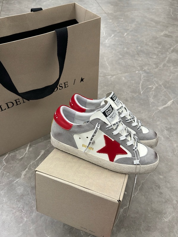 GOLDEN GOOSE SHOES (85)