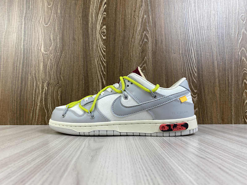 NIKE DUNK (125)