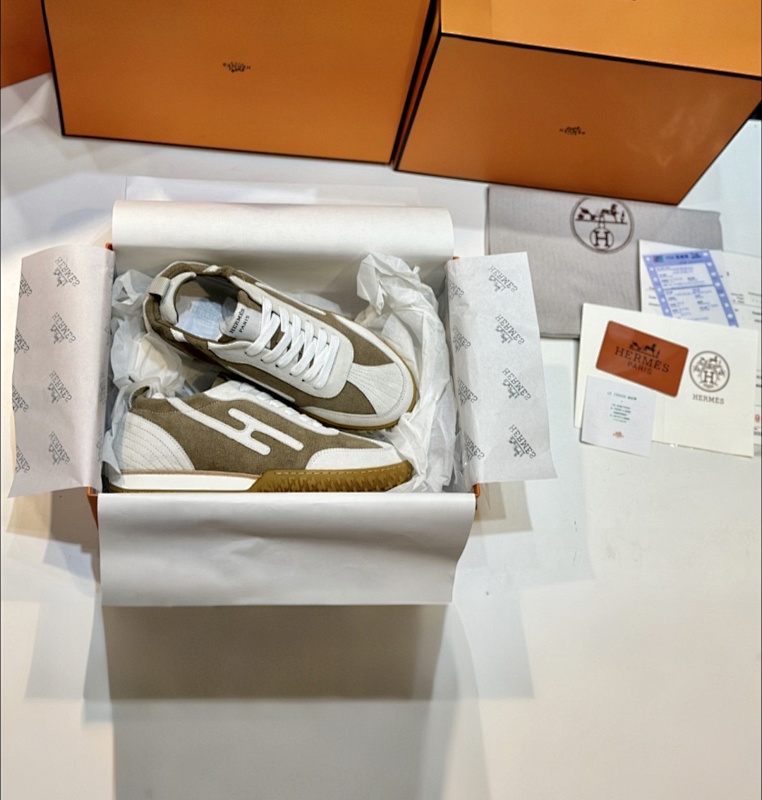 HERMES SHOES (209)