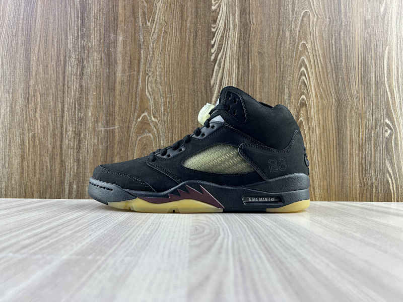 NIKE AIR JORDAN 5