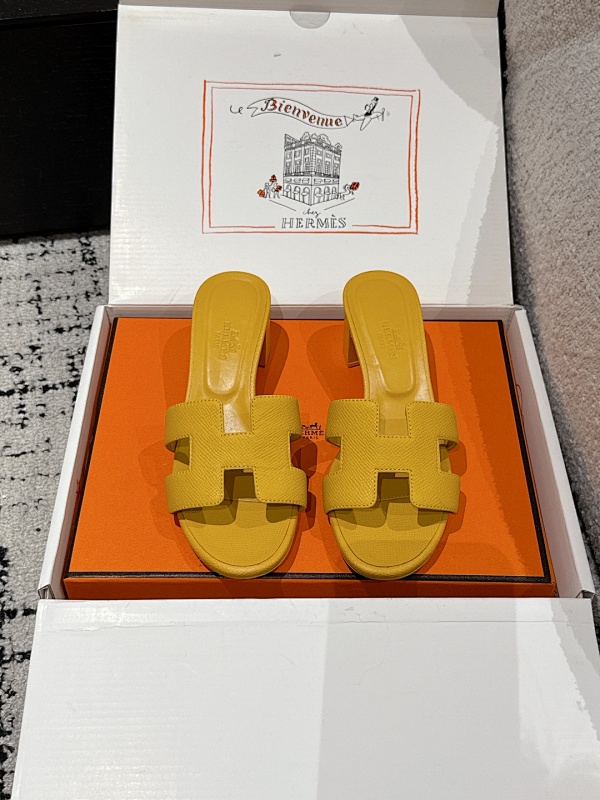HERMES SHOES (548)