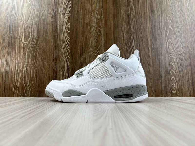 NIKE AIR JORDAN 4 (175)