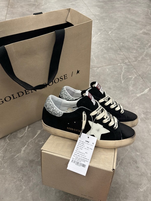 GOLDEN GOOSE SHOES (50)
