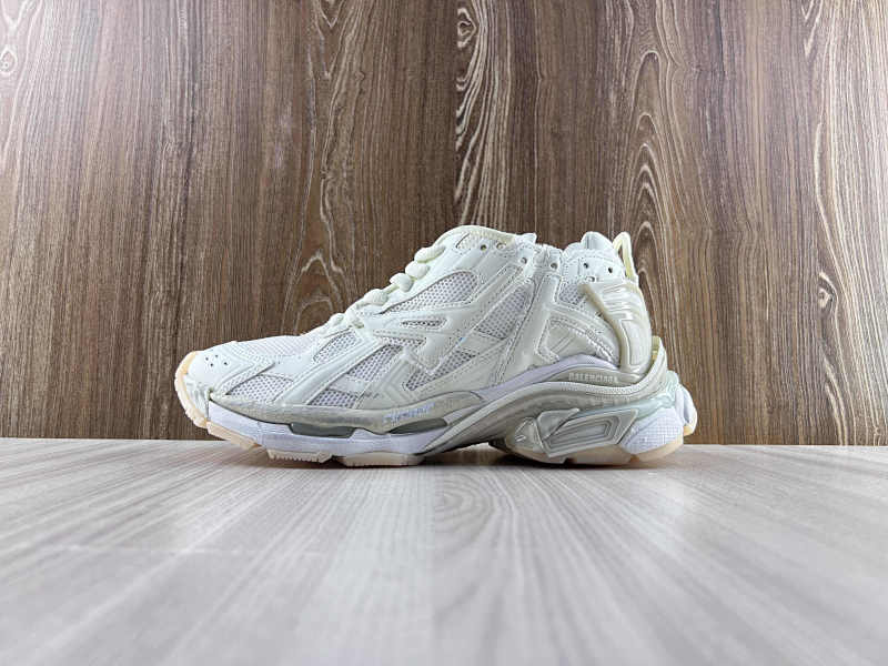 BALENCIAGA SHOES (68)