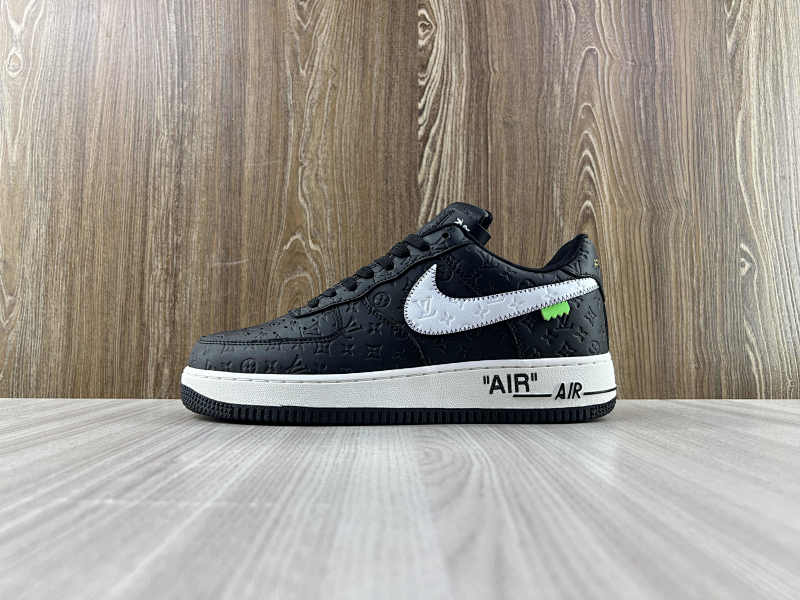 NIKE AIR FORCE 1 (24)