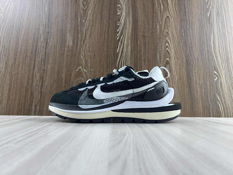 NIKE SACAI (15)