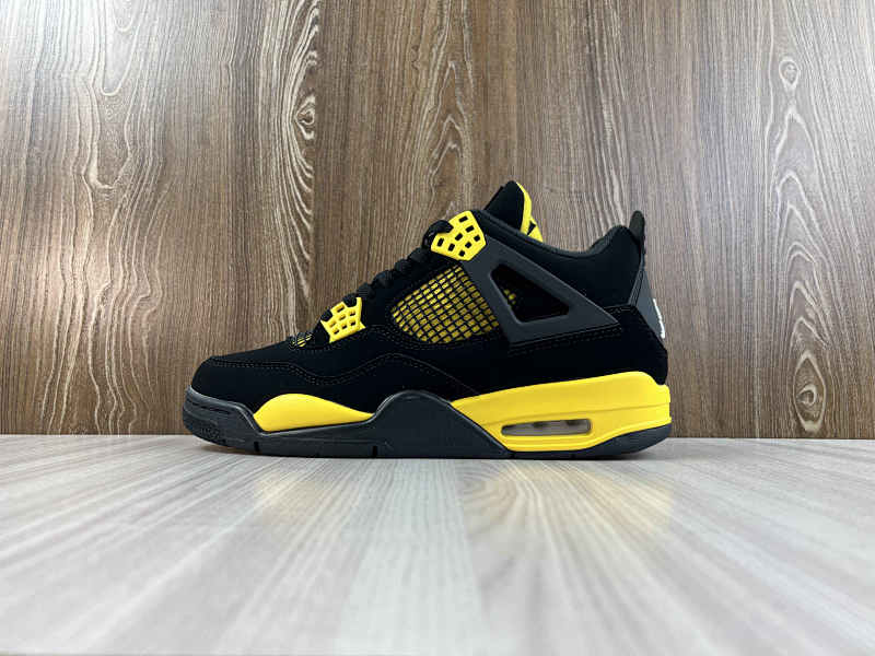 NIKE AIR JORDAN 4 (85)
