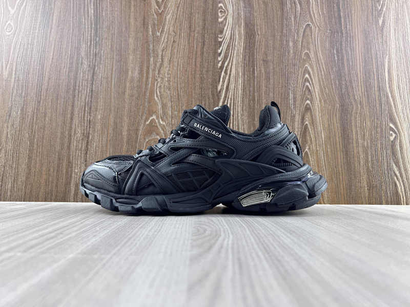 BALENCIAGA SHOES (215)