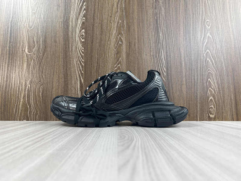 BALENCIAGA SHOES (315)