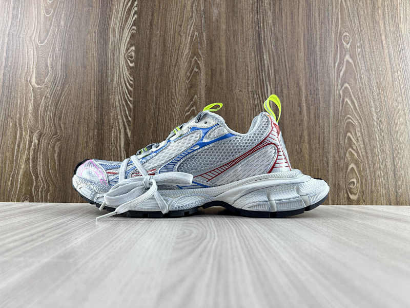 BALENCIAGA SHOES (96)