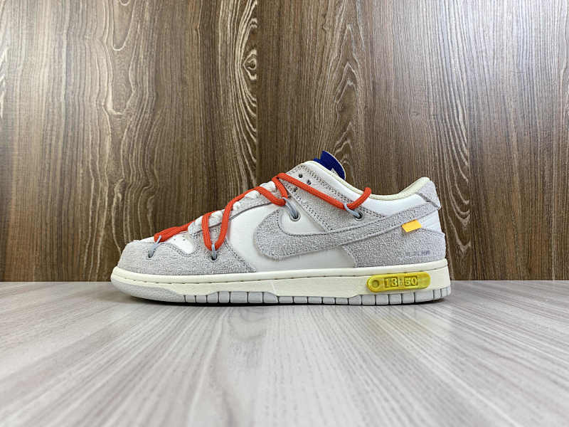 NIKE DUNK (130)